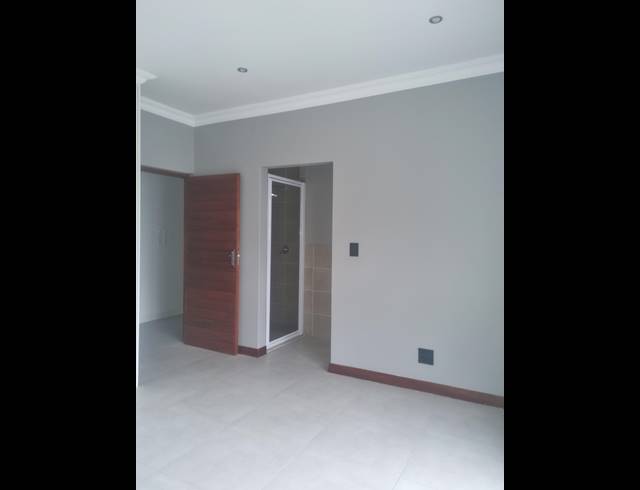 4 BEDROOM HOUSE FOR SALE IN XANADU ECO PARK